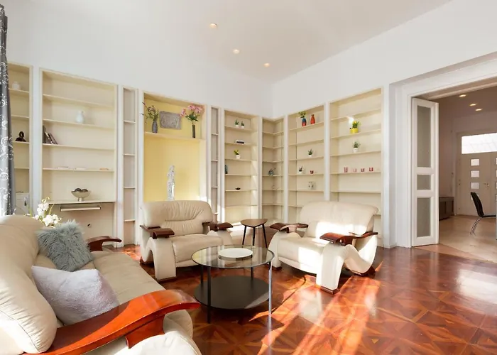 Luxury * Budapest